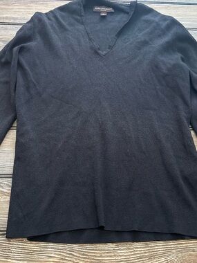 Dana Buchman Men's Black V-Neck Pullover Sweater